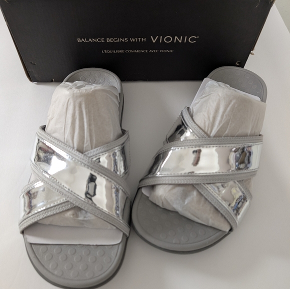 Vionic Silver Slide Sandals Size 7 - Picture 7 of 9